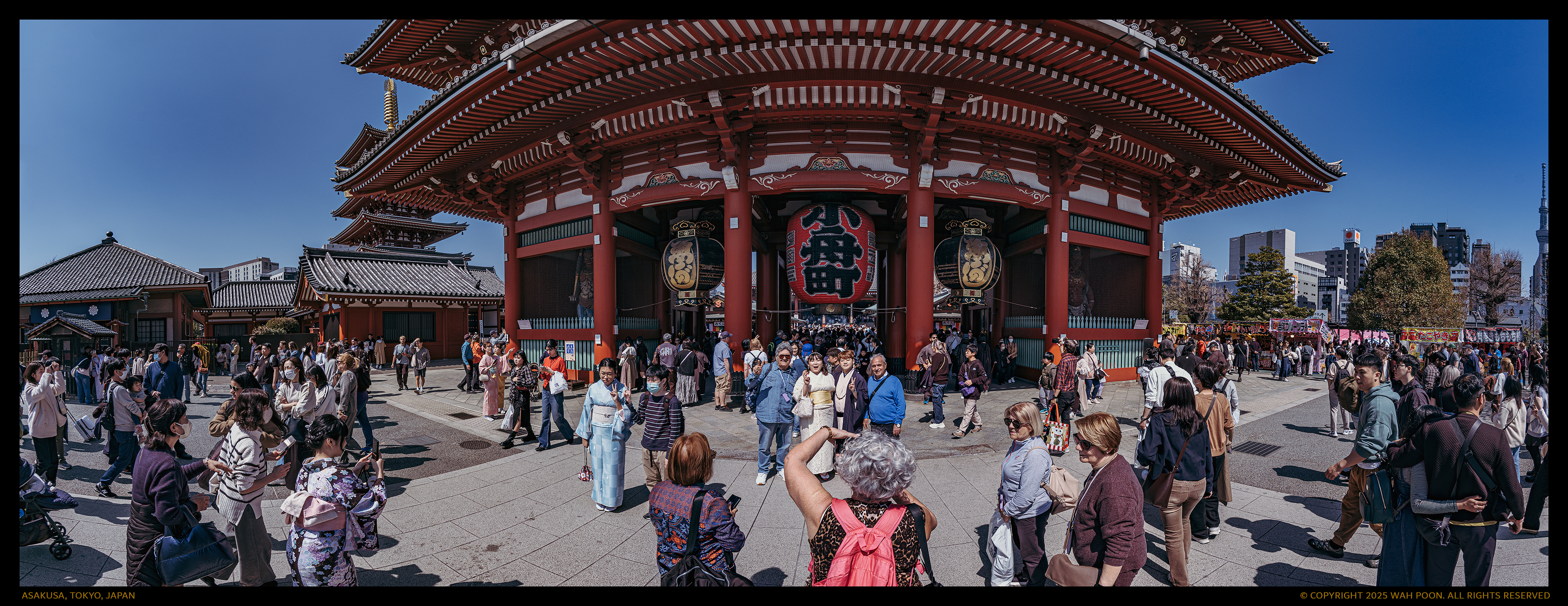 Senso-ji Temple 220 degree panorama